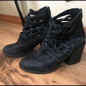 Free people carrera bootie size 37